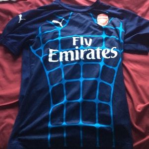 Arsenal Men’s medium training jersey